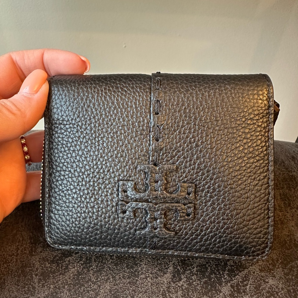 Tory Burch Black Leather Wallet